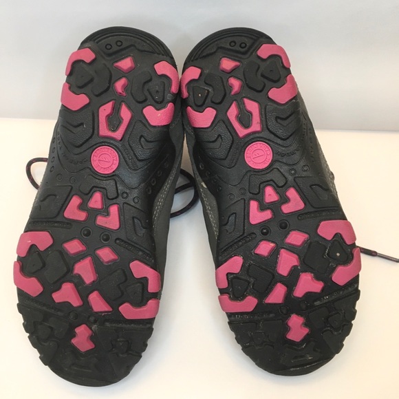 50 Peaks Women’s Water Proof  Hiking Boots Size 6 - Picture 9 of 10